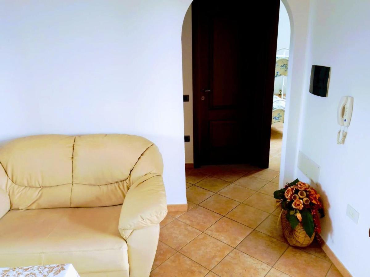 Residenza Rosa Maria Orosei Exterior foto